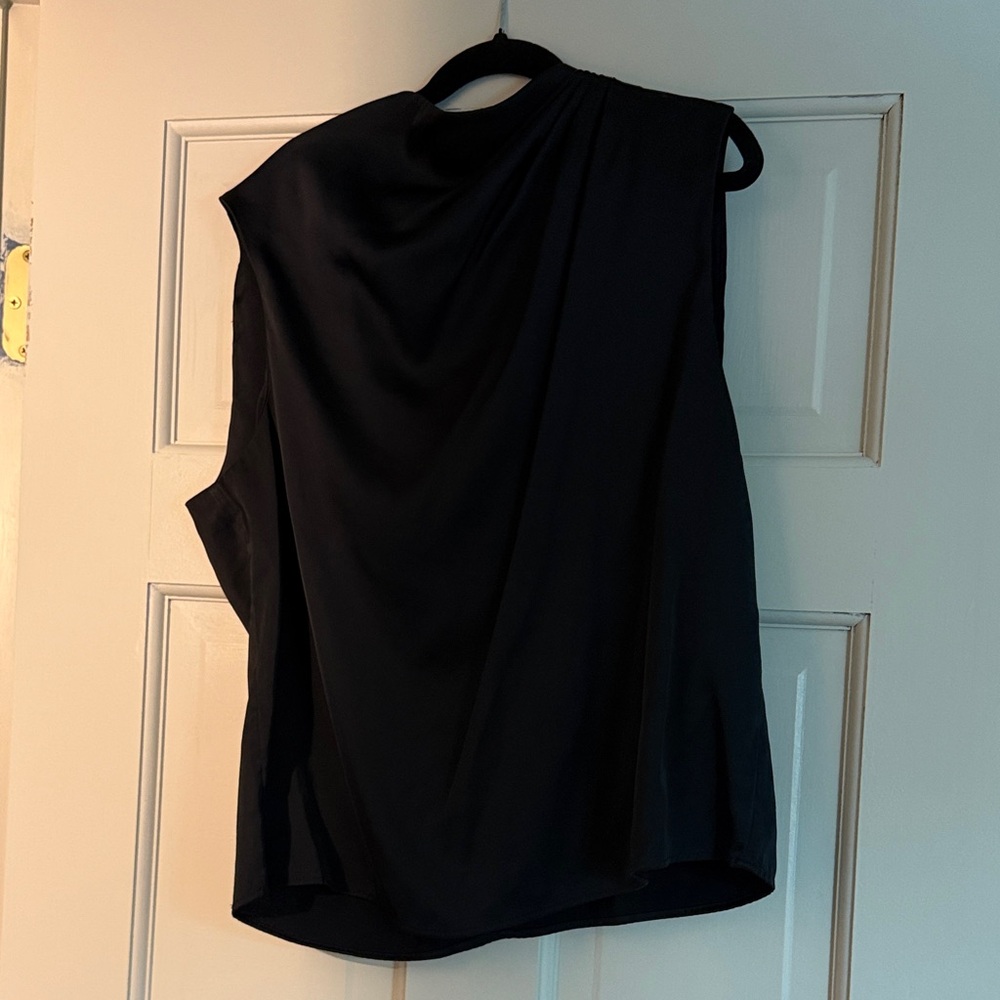 Abercrombie & Fitch Elegant Black Blouse